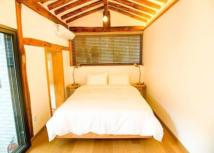 Hanok Jade * Seul